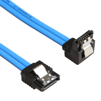 Cavo pratico blu di SATA 3 6GB S con la chiusura del fermo a chiave diritto ad una spina da 90 gradi